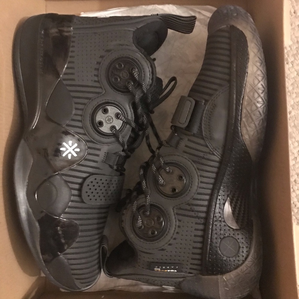 LI NING WAY OF WADE “ENOUGH IS ENOUGH”